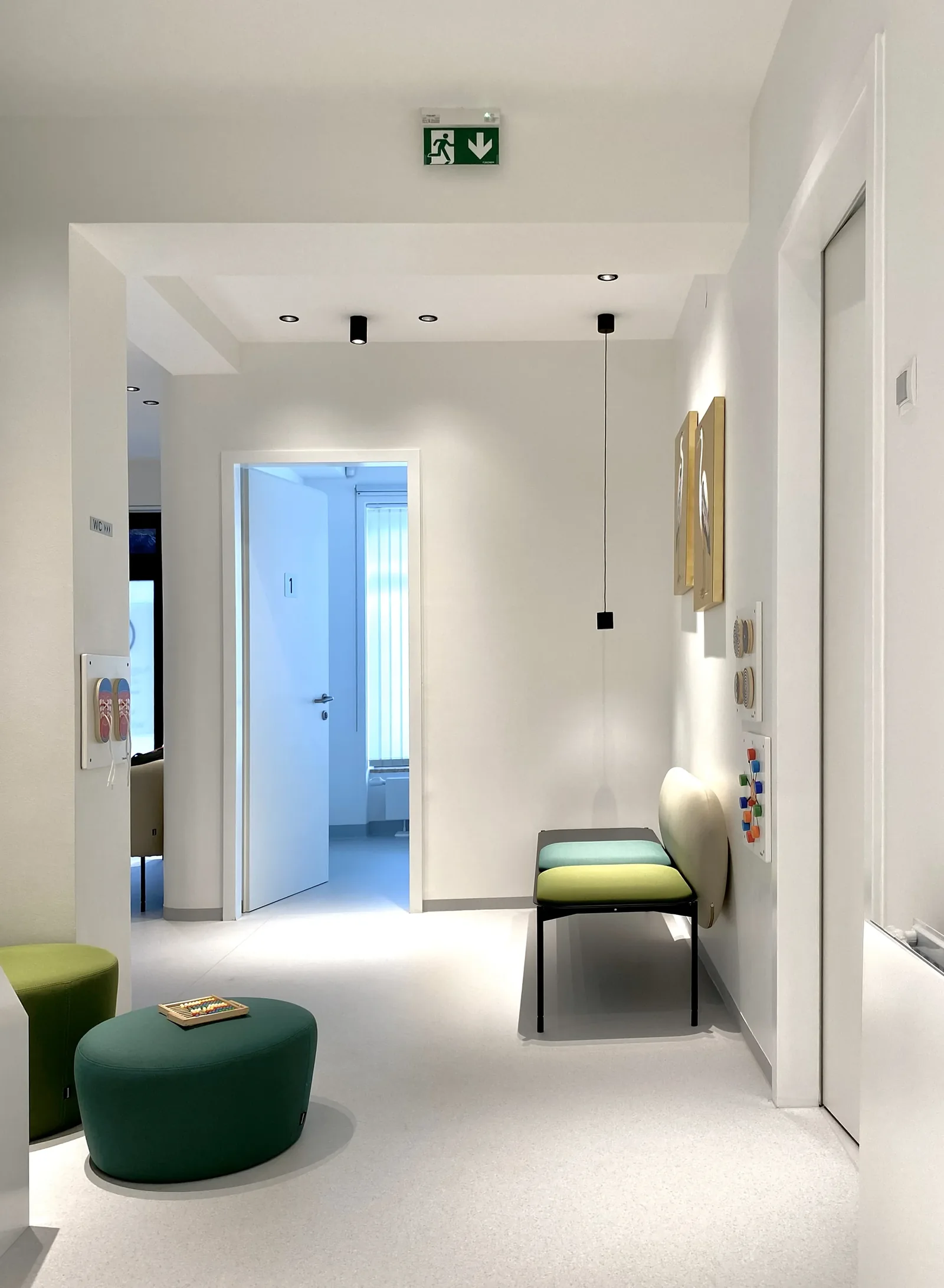 eye clinic, medical practice project in 1220 Vienna — photo 7 of 10